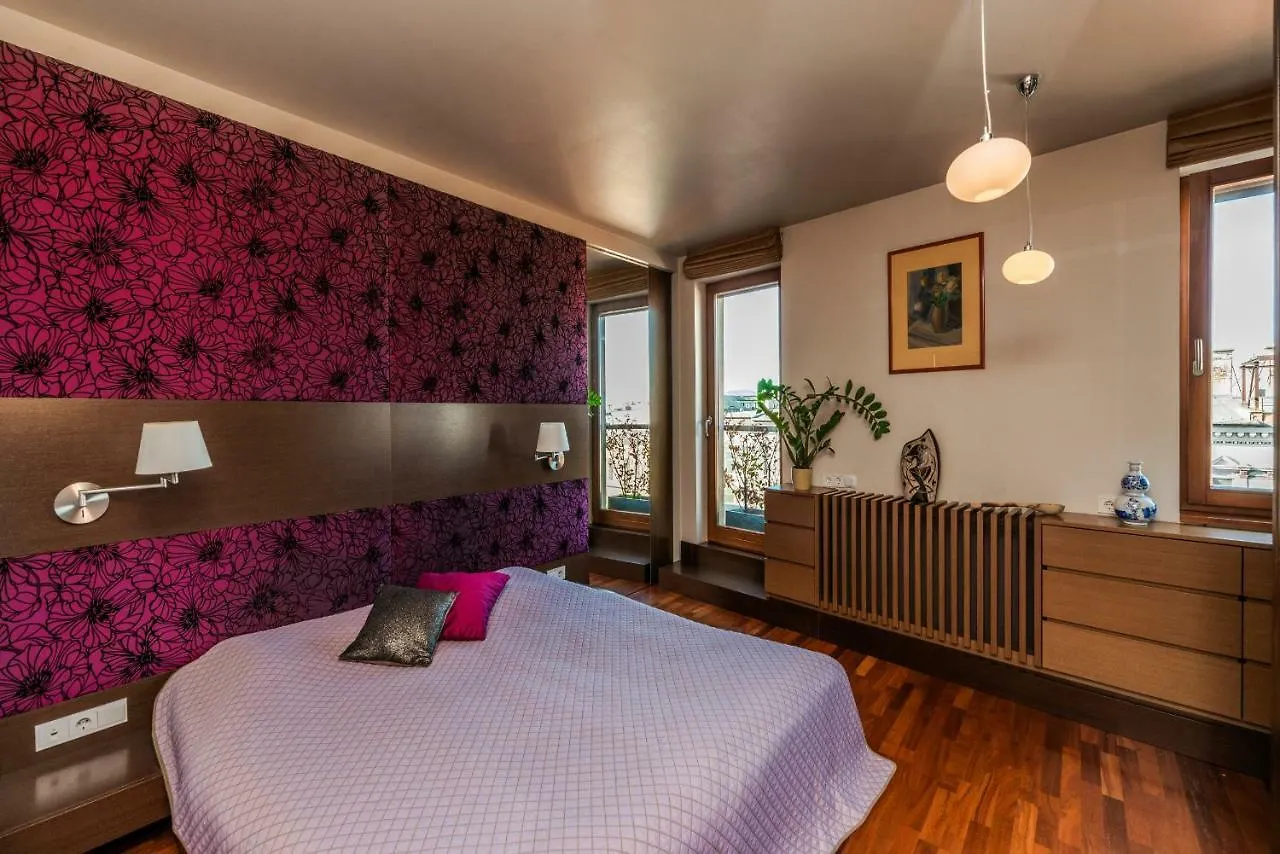 Skyline View Apartment With En Suite Sauna Budapest Hungary