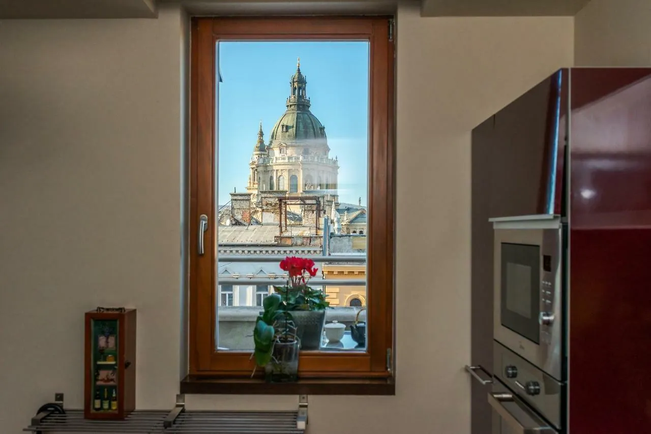 Skyline View Apartment With En Suite Sauna Boedapest 0*,