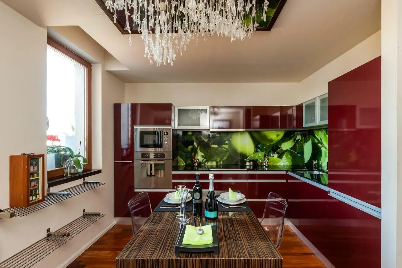 Skyline View Apartment With En Suite Sauna Budapest