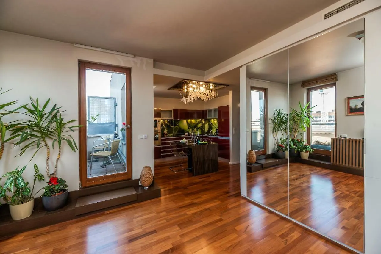 Skyline View Apartment With En Suite Sauna Budapest Hungary